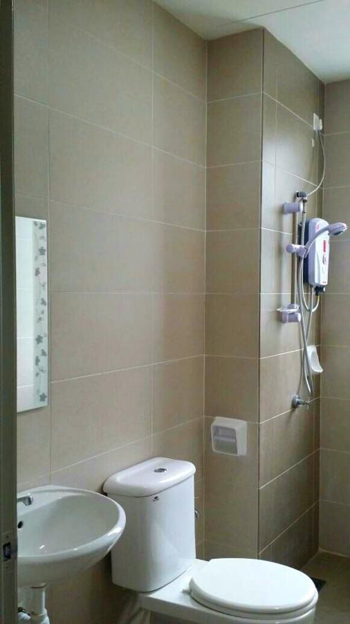 Barrington Square 2 Rooms Apartment At Golden Hill Night Market 브린창 외부 사진